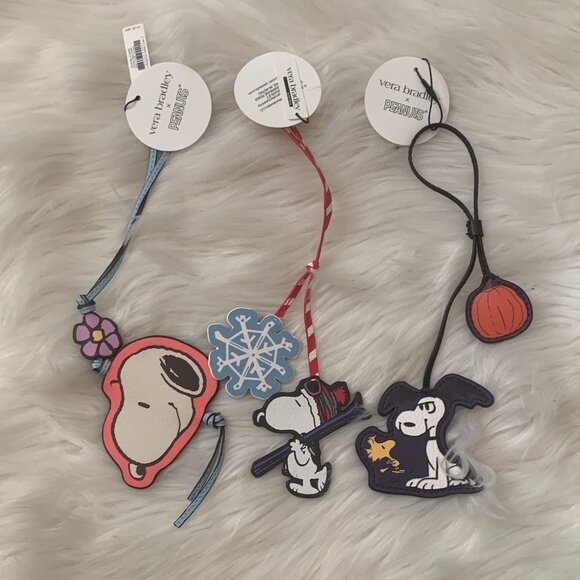 VERA BRADLEY X PEANUTS Snoopy Key Rings and Bag Charms SET (5 PIECES SET) - Picture 2 of 5